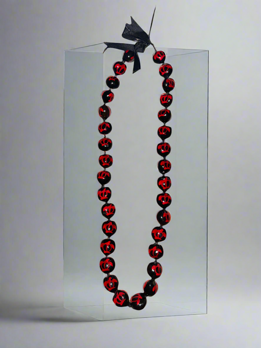 Kuku’i Nut red turtle